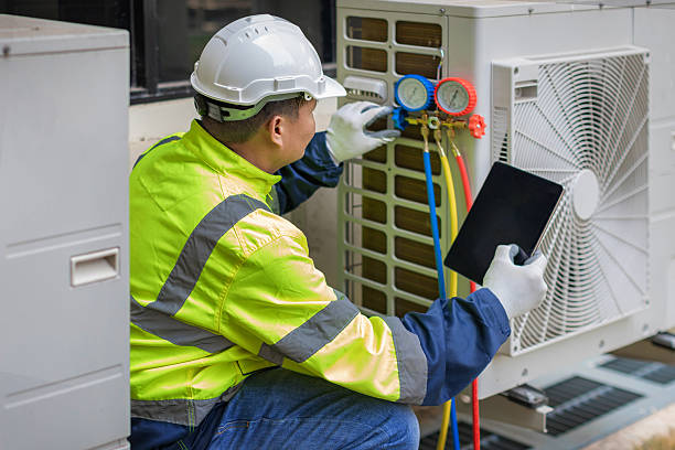 Professional Hvac technician working in Spokane, WA